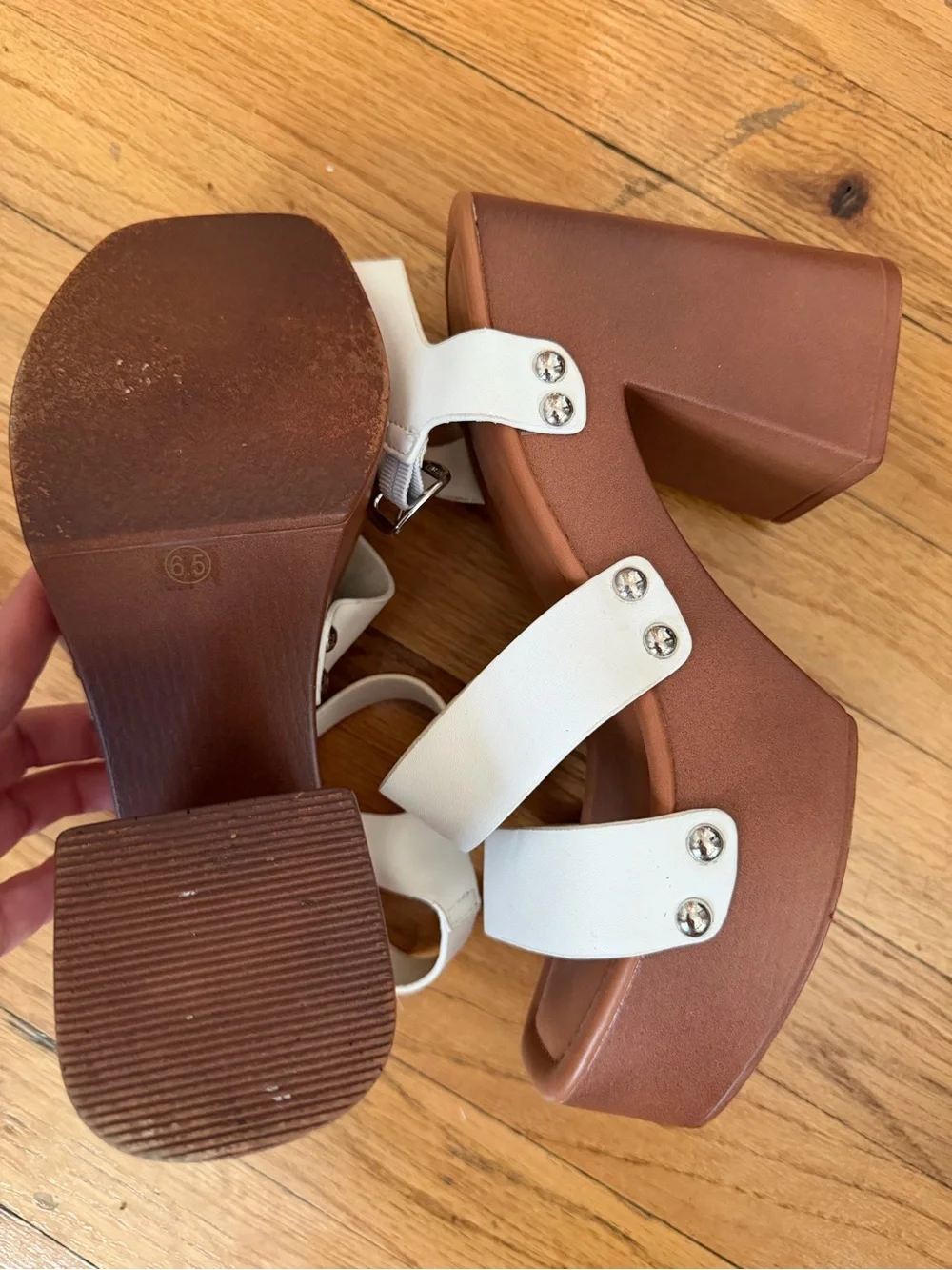 Madden Girl White Strappy Platform Sandal Size 6.5